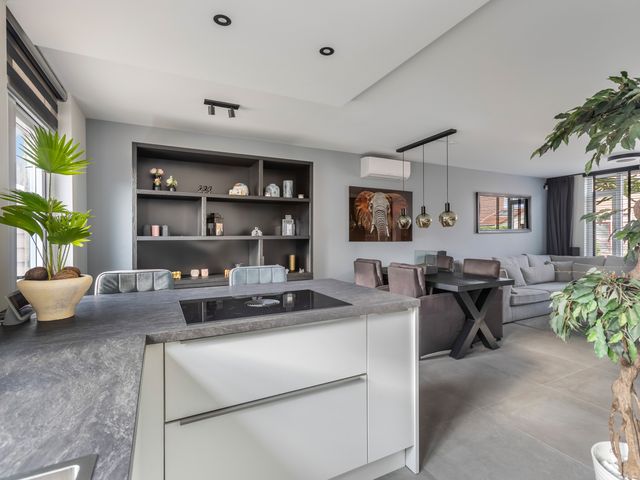 Van Vollenhovenstraat 10, Piershil