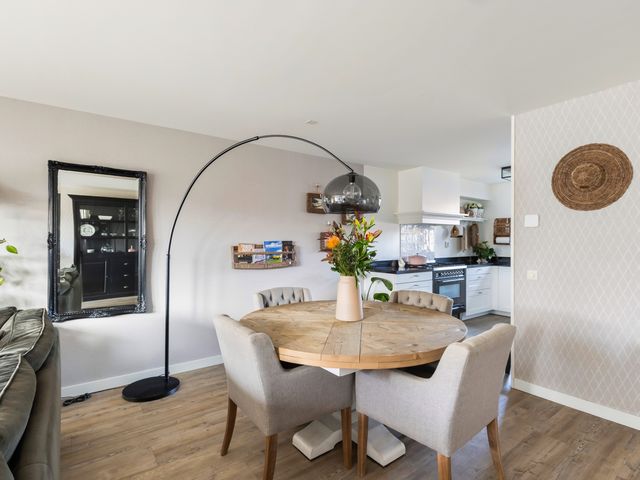 Bernhardstraat 1B, Heinenoord