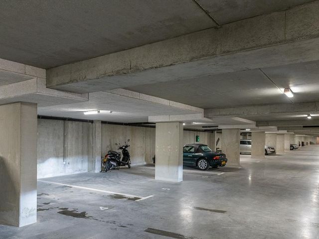 Memeleiland 8, Amsterdam