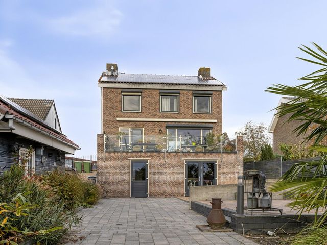Molenstraat 83, Fijnaart