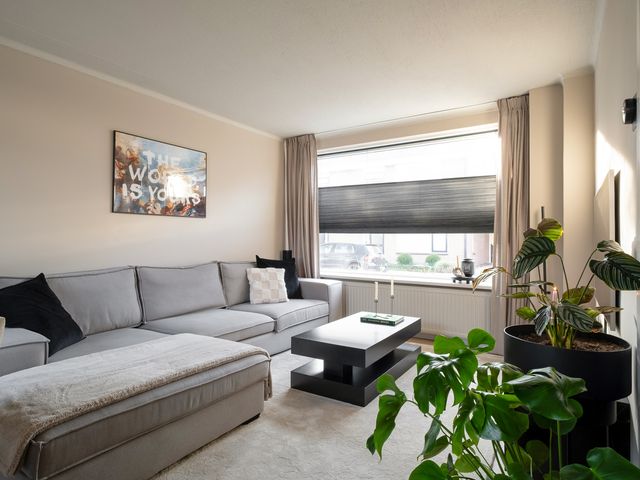 Kortenaerstraat 8, Hengelo