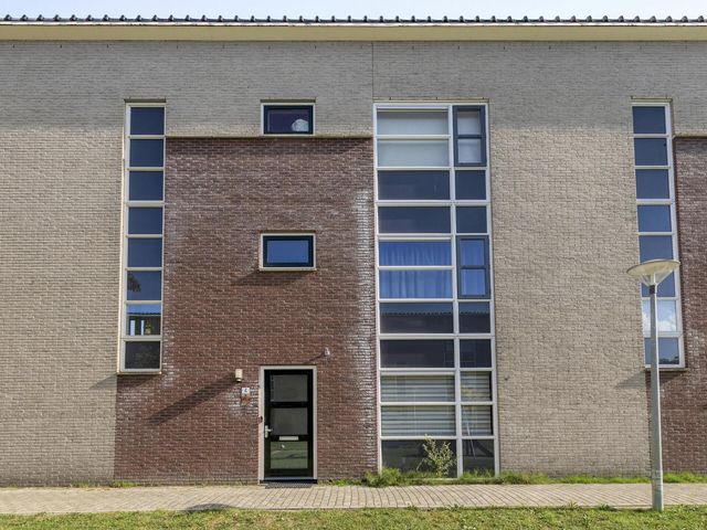 Eric de Noormanhof 4, Almere