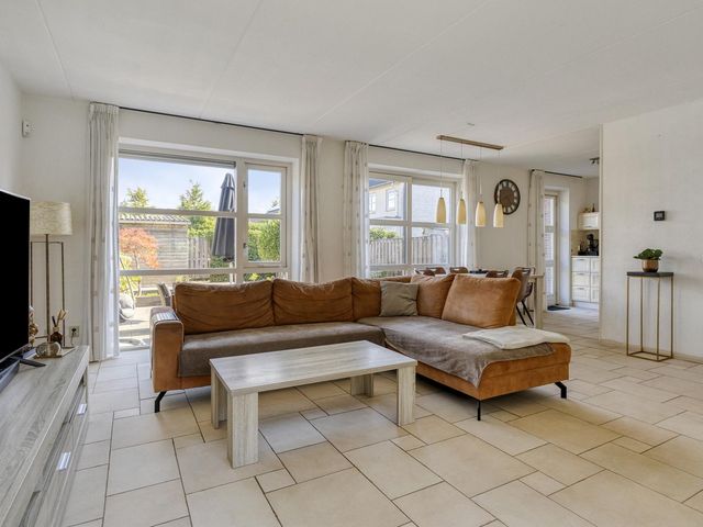 Eric de Noormanhof 4, Almere