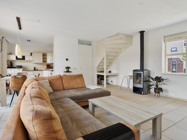 Eric de Noormanhof 4, Almere