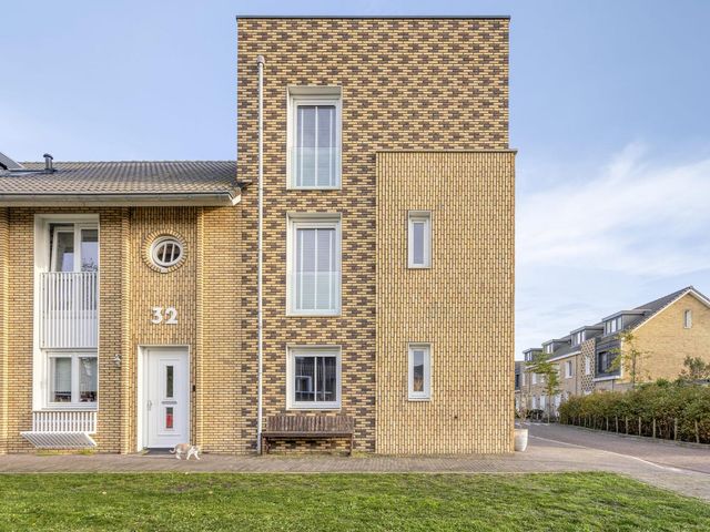 Veenbesstraat 1, Amsterdam