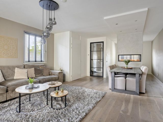 Veenbesstraat 1, Amsterdam