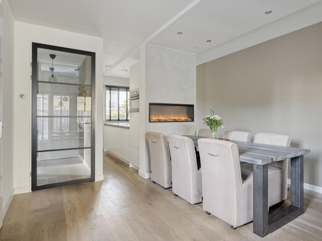 Veenbesstraat 1, Amsterdam