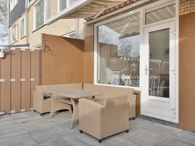 Zwanebloemkade 17, Zaandam