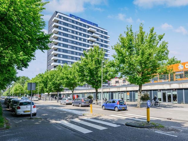 Osdorper Ban 736, Amsterdam