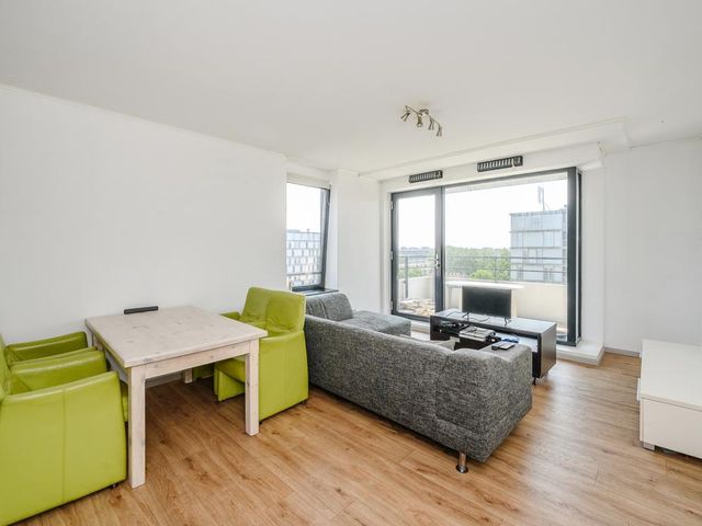 Osdorper Ban 736, Amsterdam