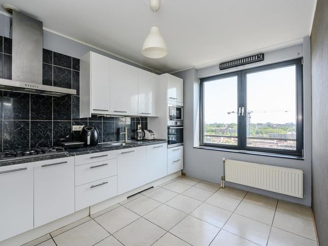 Osdorper Ban 736, Amsterdam