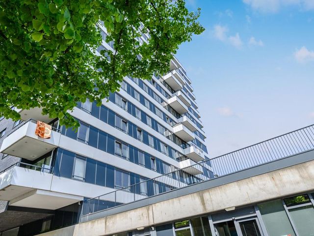 Osdorper Ban 736, Amsterdam