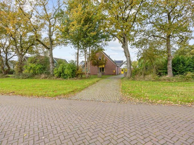 Willem Dreeslaan 41, Marum