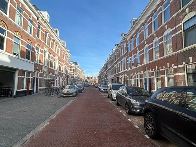 Rijklof van Goensstraat 3B, Den Haag