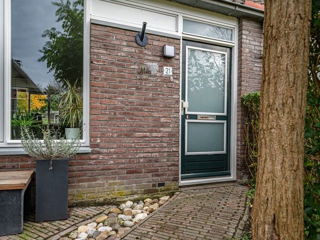 Muidenstraat 21, Emmeloord