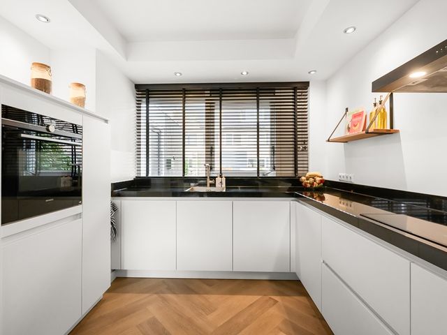 De Pollen 107, Uitgeest