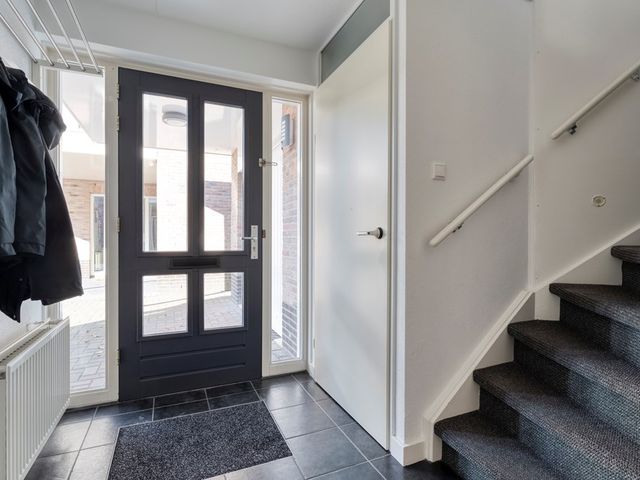 Van Laarstraat 6, Hardenberg