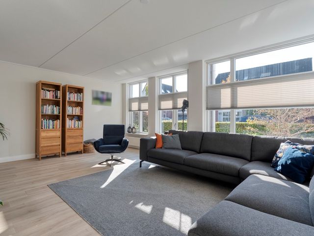 Van Laarstraat 6, Hardenberg