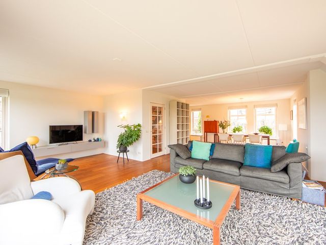 Waubertstrjitte 29, Parrega