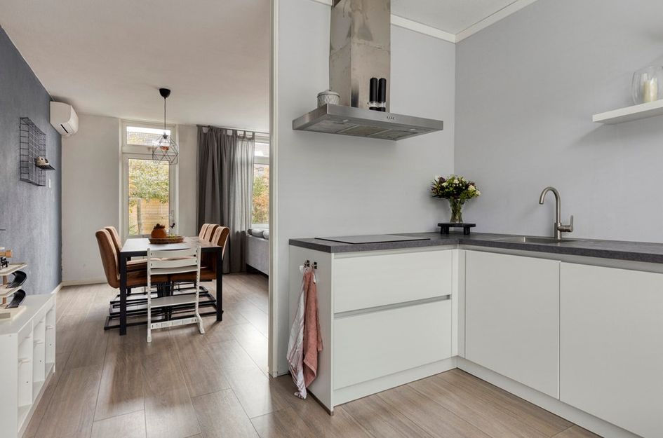 Dokter Bauerstraat 96