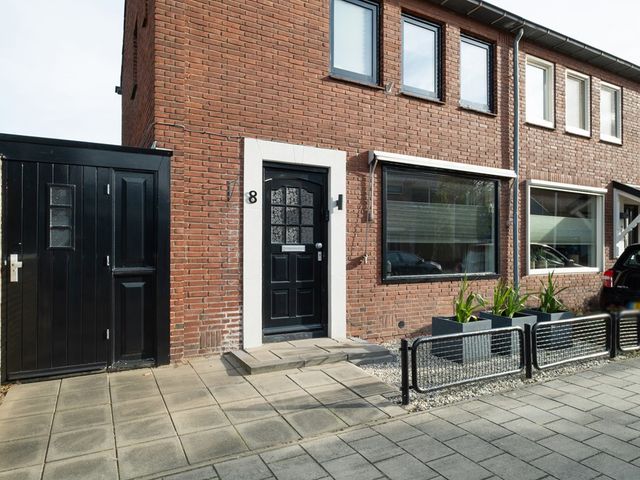 Kortenaerstraat 8, Hengelo