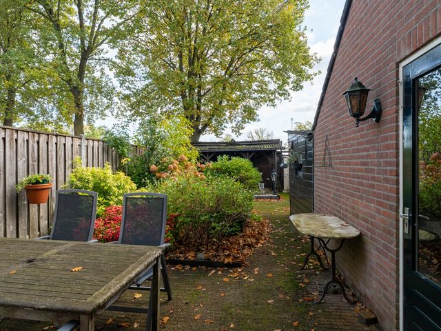 Kamille 23, Sprang-Capelle