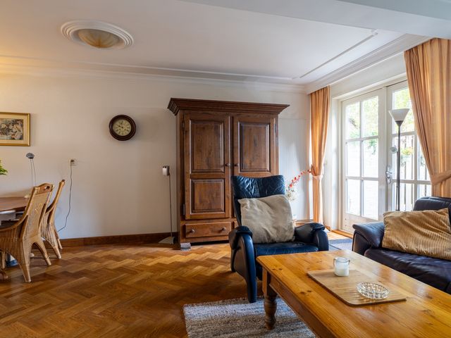 Kamille 23, Sprang-Capelle