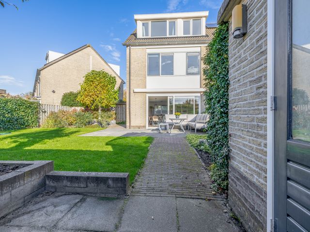 Joke Smithoeve 40, Waddinxveen