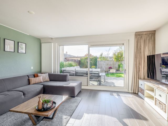 Joke Smithoeve 40, Waddinxveen