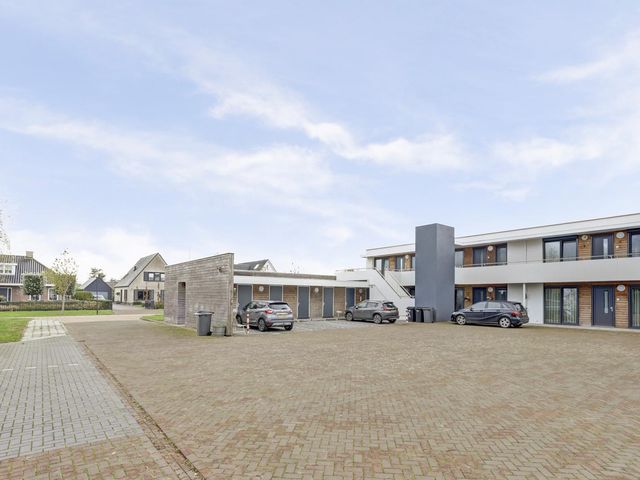 Van Leeuwenhoeklaan 12, Kruiningen