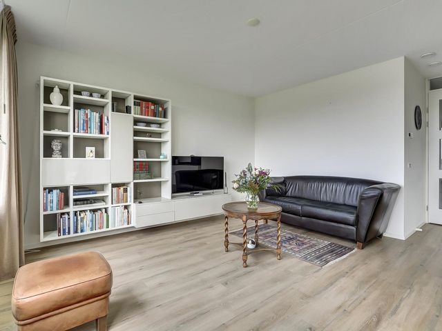 Van Leeuwenhoeklaan 12, Kruiningen