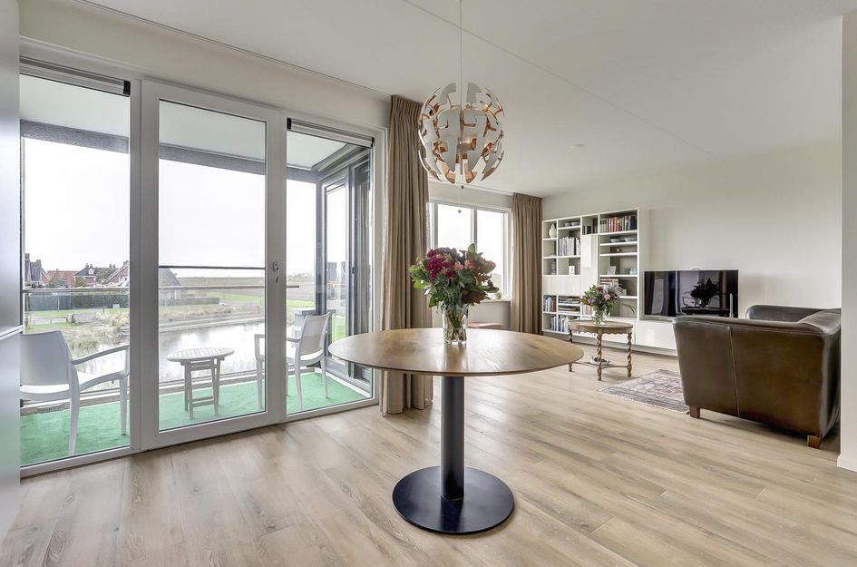 Van Leeuwenhoeklaan 12