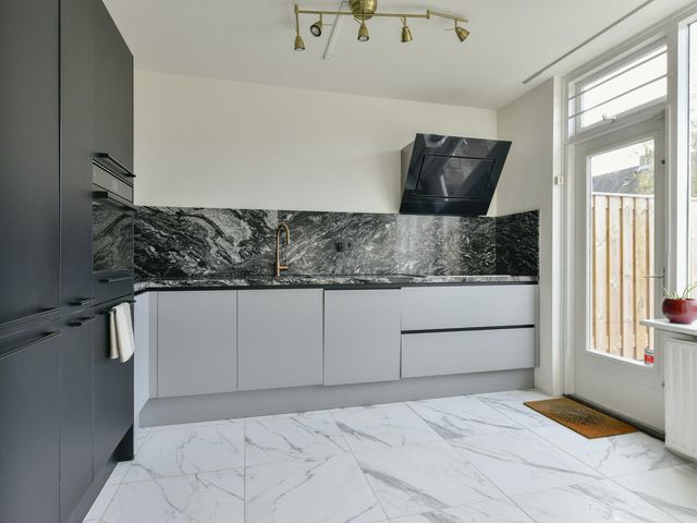 Graan voor Visch 15206, Hoofddorp