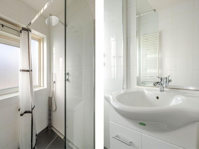 Dorpsweg 166A, Rotterdam