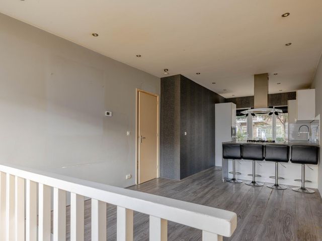 Dorpsweg 166A, Rotterdam