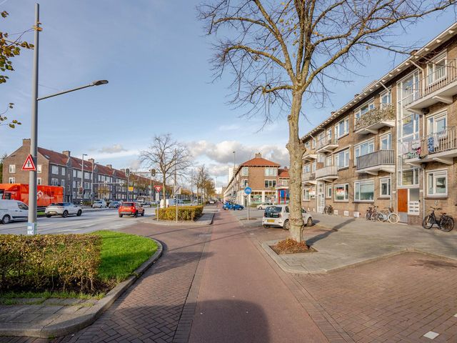 Dorpsweg 166A, Rotterdam