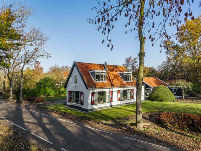 Donkereweg 11, Noordgouwe