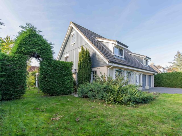 Anna van Egmondlaan 1, Zierikzee