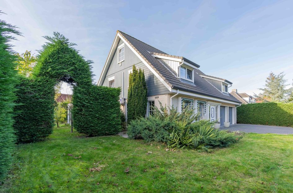 Anna van Egmondlaan 1