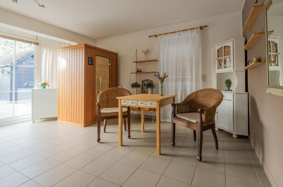 Anna van Egmondlaan 1