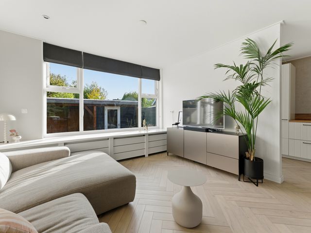 Merwedeweg 25, Alblasserdam