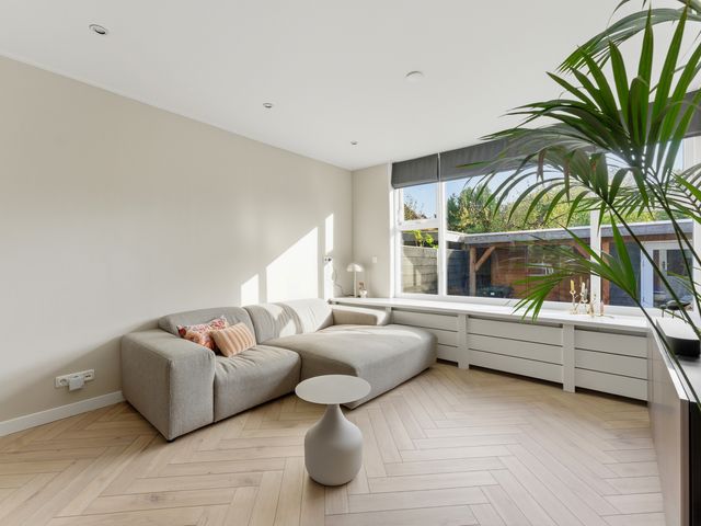 Merwedeweg 25, Alblasserdam