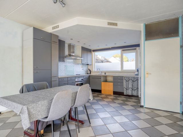 Leeuwerikstraat 13, Sommelsdijk