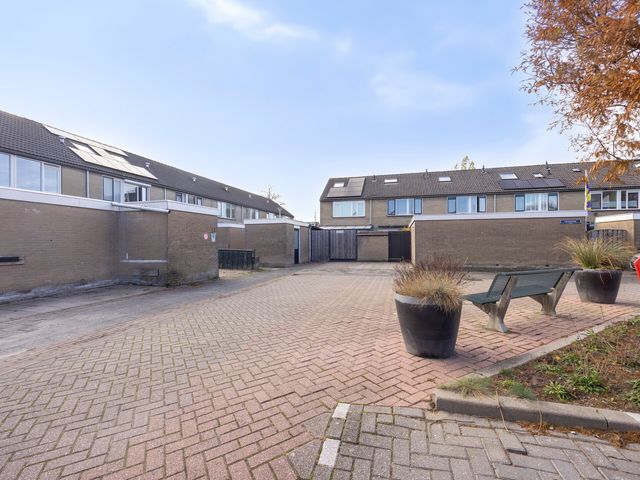 Leeuwerikstraat 13, Sommelsdijk