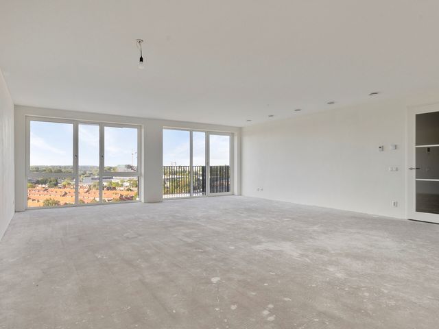 Perzikweg 116, Leiden