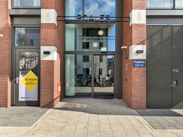 Perzikweg 116, Leiden