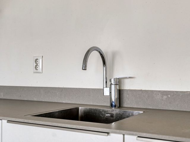 Perzikweg 116, Leiden