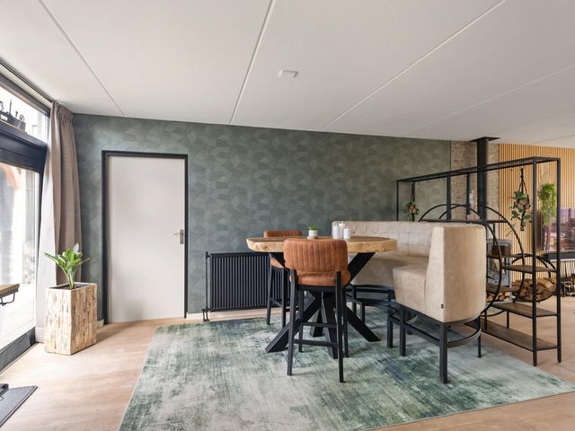 Boterzwin 1306, Julianadorp