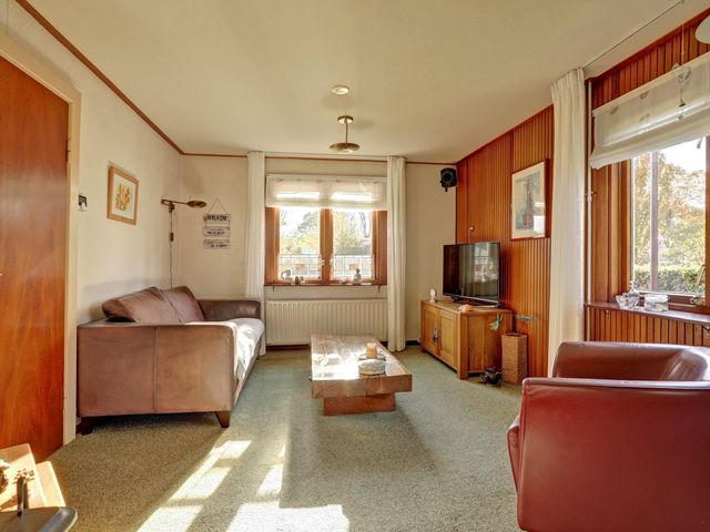 Koning Haakonstraat 2, Moerdijk