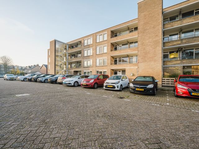 Rembrandtstraat 127A, Spijkenisse